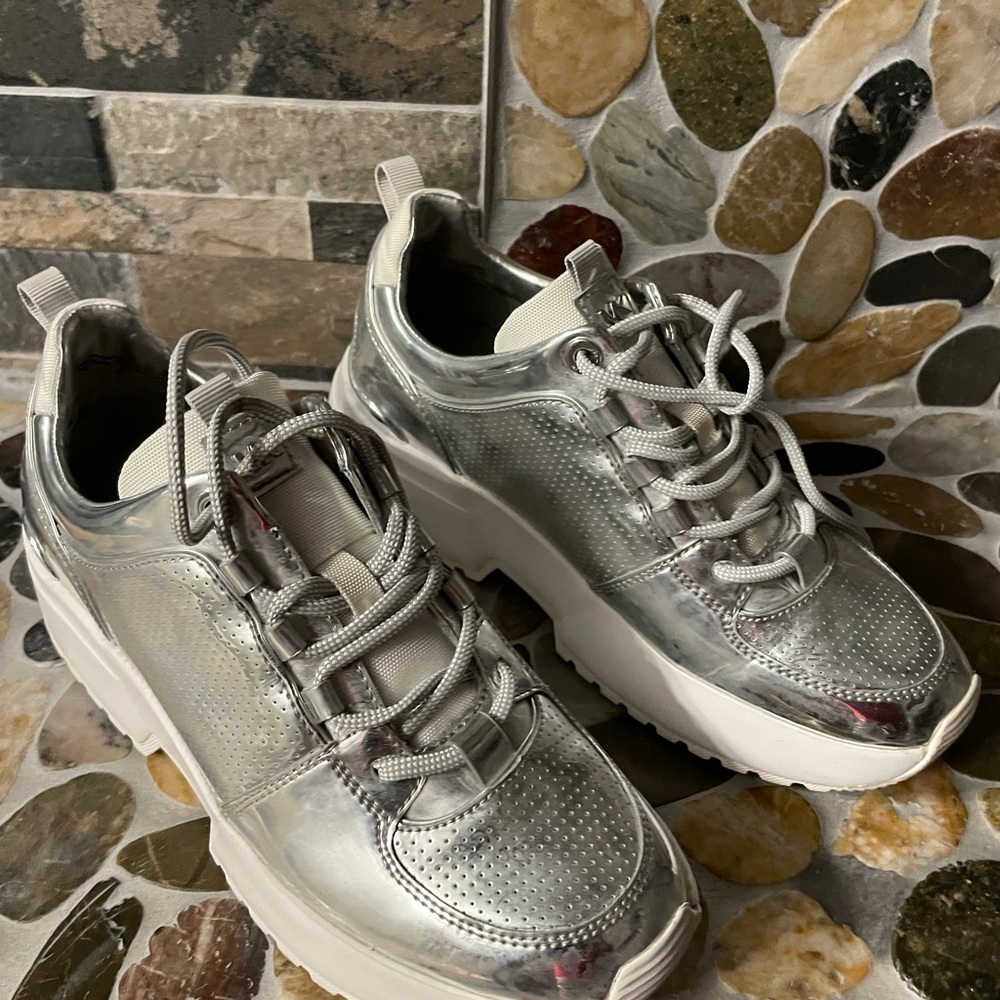 Michael Kors Silver Polished look Sneakers 7